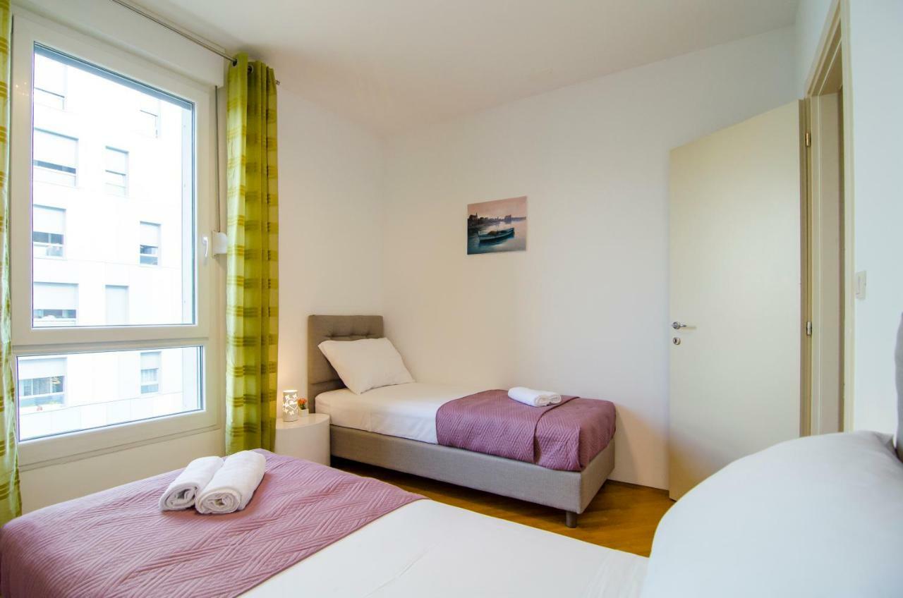 Split Apartment Sinisa 외부 사진