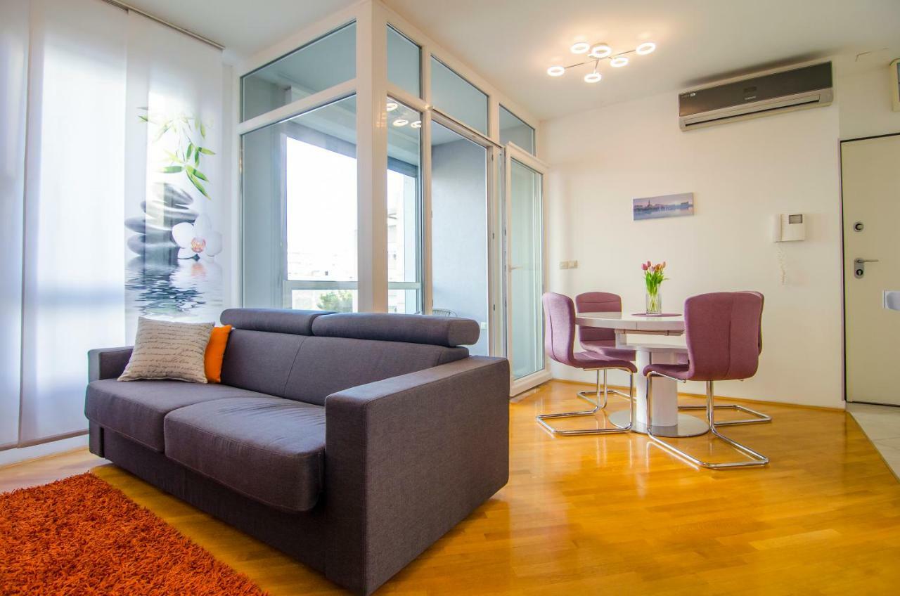 Split Apartment Sinisa 외부 사진