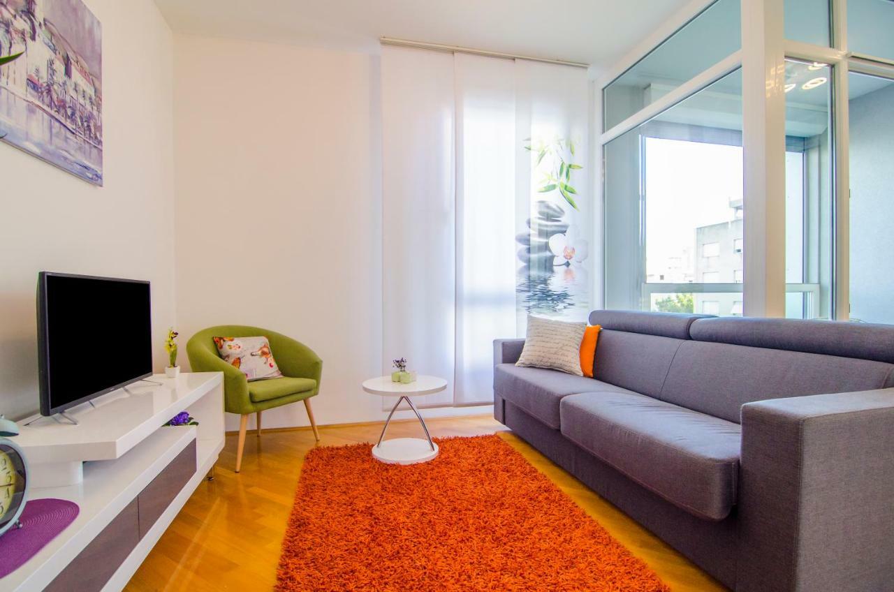 Split Apartment Sinisa 외부 사진